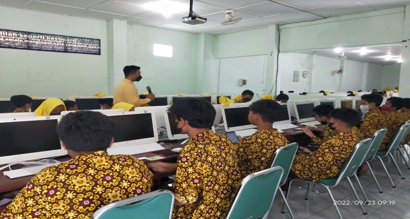Simulasi Academic General Check Up (AGCU) MTsN 1 Yogyakarta Berjalan Sukses