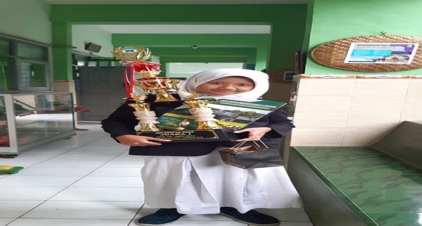 Mulisa Siswa MTsN 1 Yogyakarta Juara 1 KTI