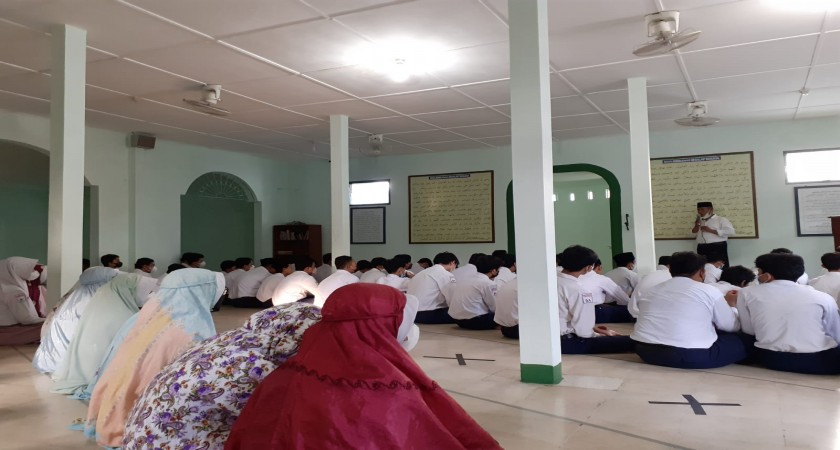 Ritual Inilah yang Dilakukan Siswa-Siswa MTsN 1 Yogyakarta sebelum Menempuh Ujian Madrasah
