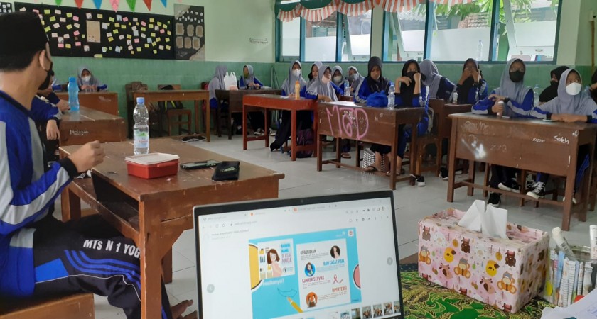 Putarkan Video Edukasi, Siswa MTsN 1 Yogyakarta Pahami Bahaya Stunting