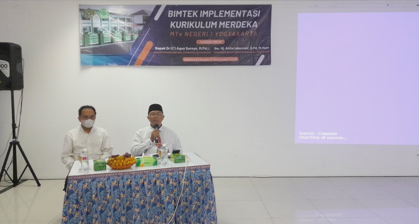 Guru MTsN 1 Yogyakarta Gelar Bimtek Kurikulum Merdeka