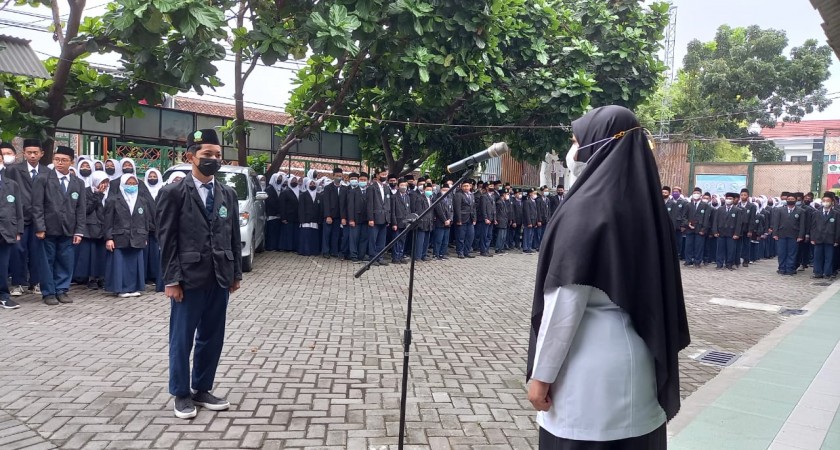 Teladani Akhlak Nabi Muhammad SAW, MTsN 1 Yogyakarta Gelar Apel Pagi