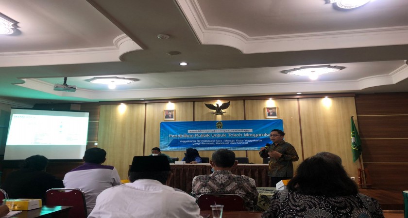 Ikuti Pendidikan Politik untuk Tokoh Masyarakat MTs Negeri 1 Yogyakarta Siapkan Generasi Millenial yang Melek Politik