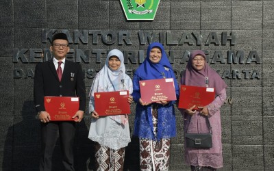 Empat ASN MTsN 1 Yogyakarta Terima Anugerah Satyalancana dari Presiden
