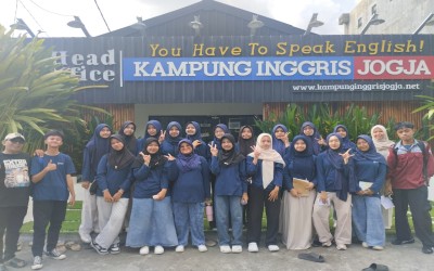 Murid MTsN 1 Yogyakarta Bersemagat Belajar Di KIJ