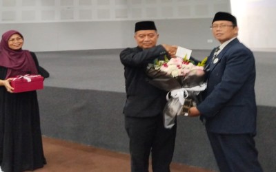 Penuh Haru, MTsN 1 Yogyakarta Gelar Pelepasan Purna Tugas Bapak Loko Kuswantoro