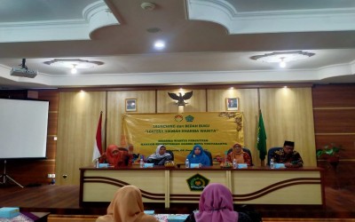 Wakil MTsN 1 Yogyakarta Ikuti Launching dan Bedah Buku Lentera Hikmah Dharma Wanita Kemenag Kota Yogyakarta